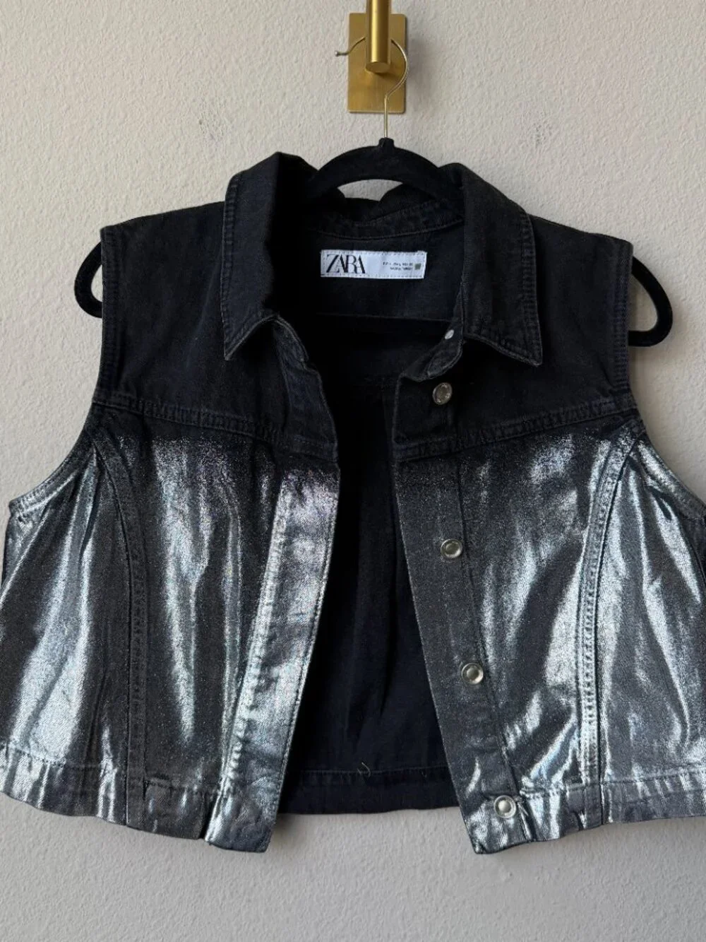 ZARA Black Silver Metallic Coated Cropped Denim Vest Size L